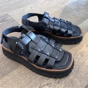 Labucq Boomer Platform Fisherman Sandals - Black